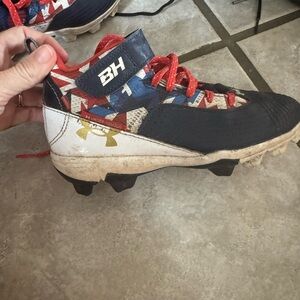 Youth Under Armour cleats